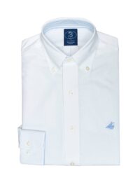 חולצת ספורט לגבר בצבע לבן צוארון כפתורים עם לוגו פורור בצבע תכלת 100% כותנה ללא גיהוץ