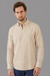 חולצה אלגנטית לגבר בצבע בז' שרוול ארוך צוארון כפתורים 100% פשתן ללא גיהוץ