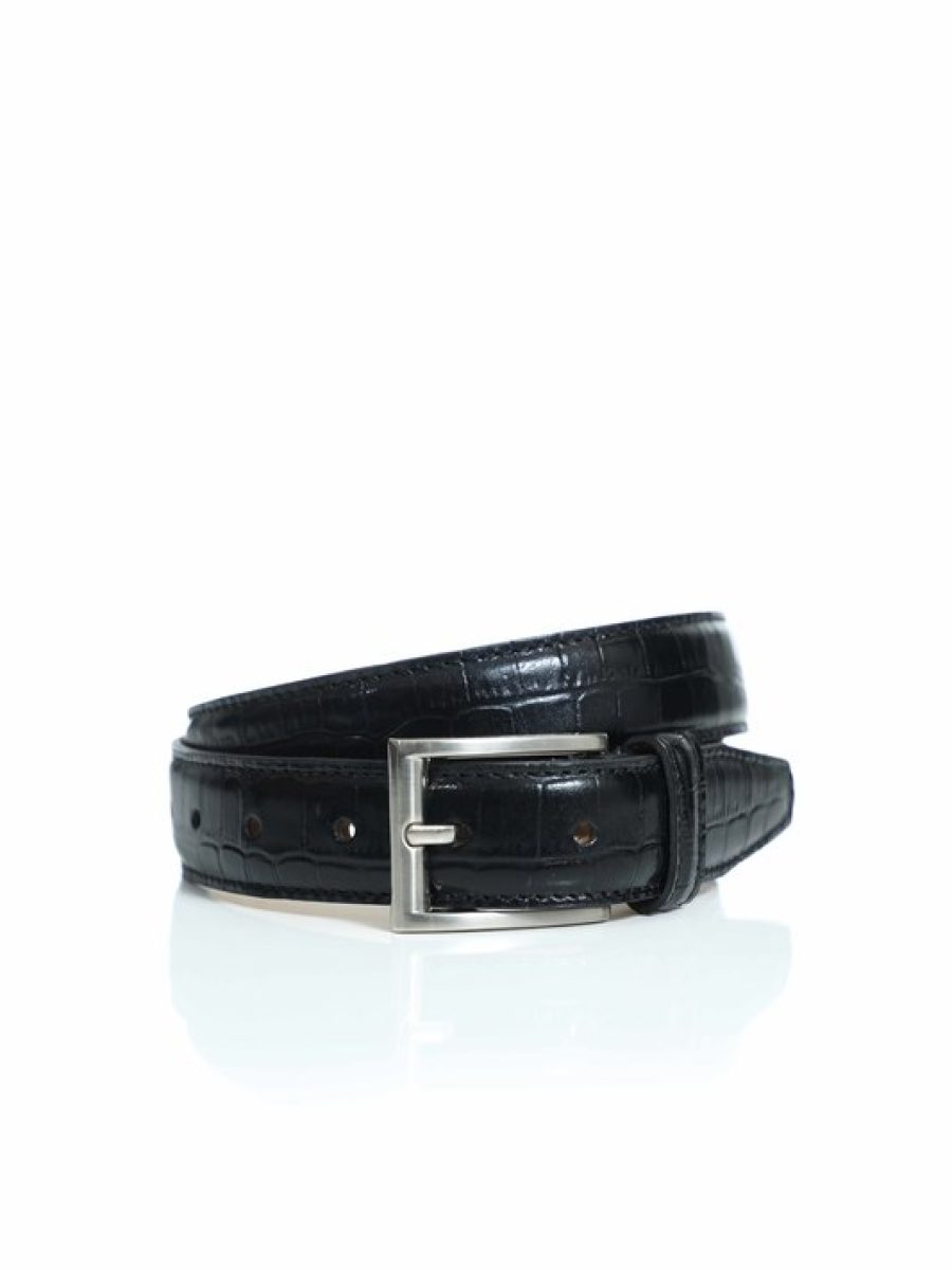 YL1_0045 copy_533x800