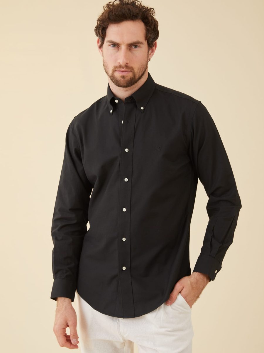 חולצת פורור בצבע שחור6 חולצת פורור בצבע שחור6